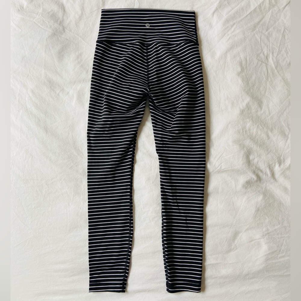 Lululemon High Rise Wunder Under 25” Leggings Size 6